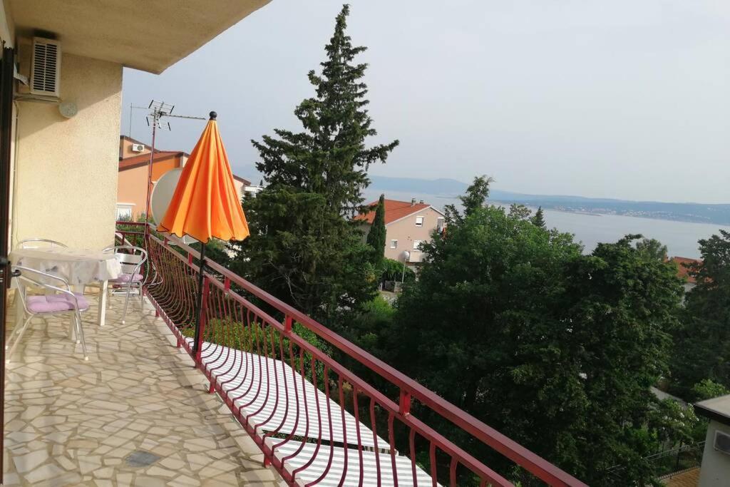 Spacious 2-Room Apartment With Beautiful Sea View Crikvenica Extérieur photo